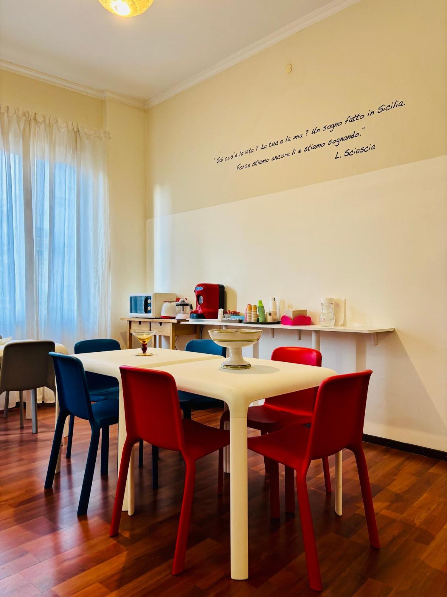 Castelnuovo Rooms #Politeama 팔레르모 외부 사진